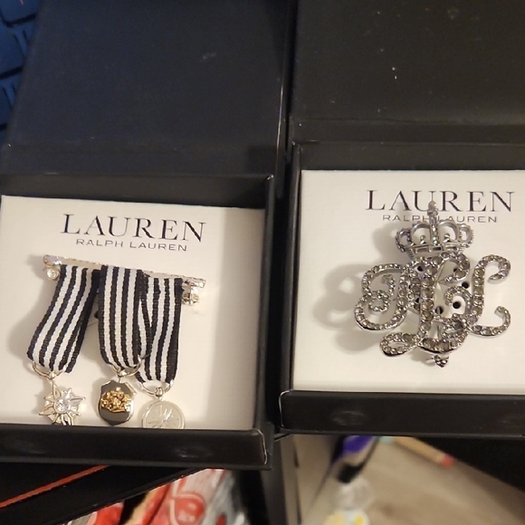 Lauren Ralph Lauren Jewelry - Lauren Ralph Lauren Silver and Black Ornate Brooch